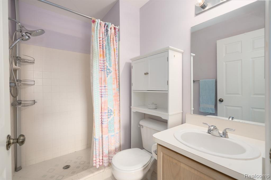 3019 Forest Creek Court, Ann Arbor, MI 48108 — Photo 17