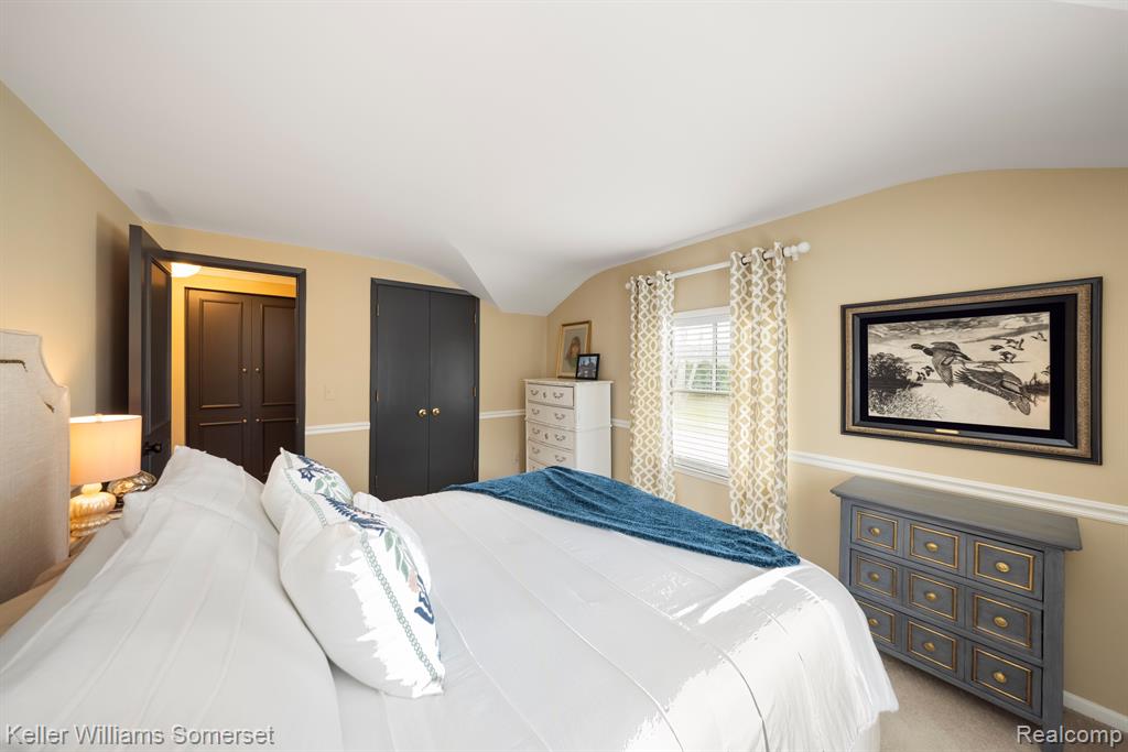 839 COOK Road, Grosse Pointe Woods, MI 48236 — Photo 20