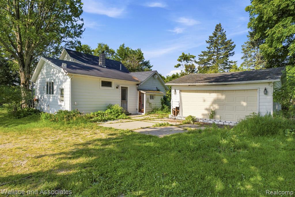 5949 Roach Road, Croswell, MI 48422 — Photo 41