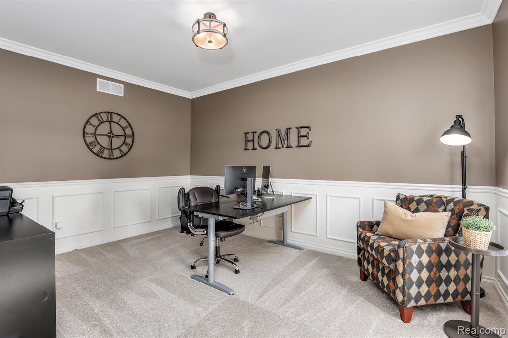 52442 Melody Drive, Macomb, MI 48042 — Photo 14