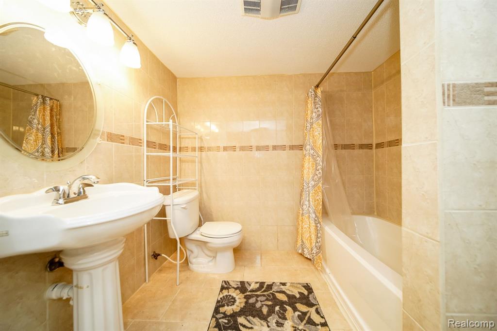 8670 LILLIAN Drive, Washington, MI — Photo 85
