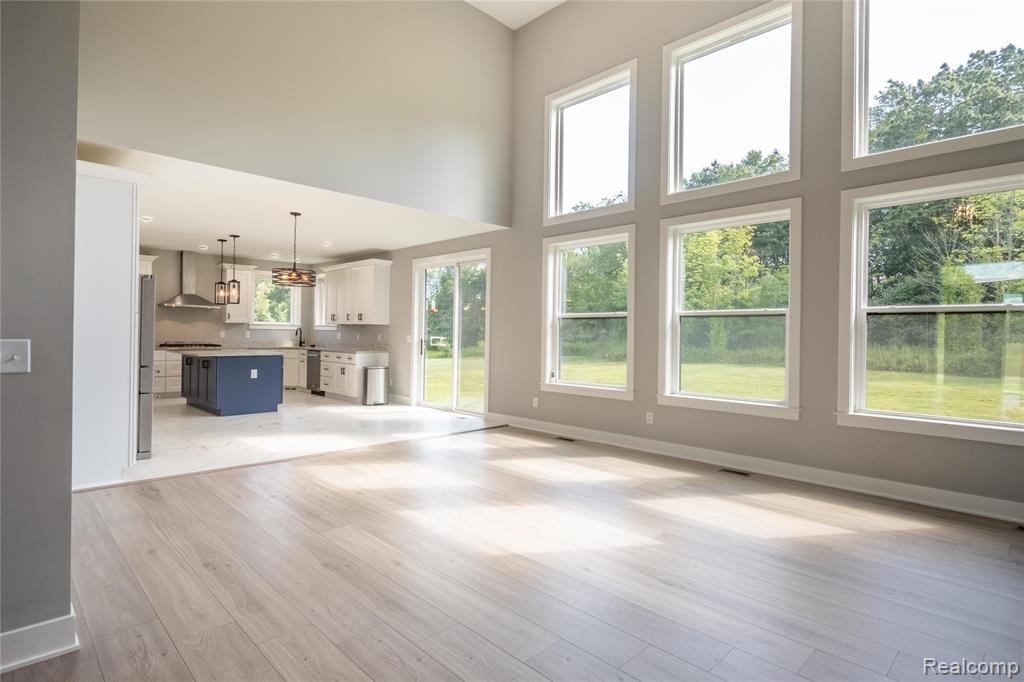 5344 Birch Drive, Springfield, MI — Photo 13