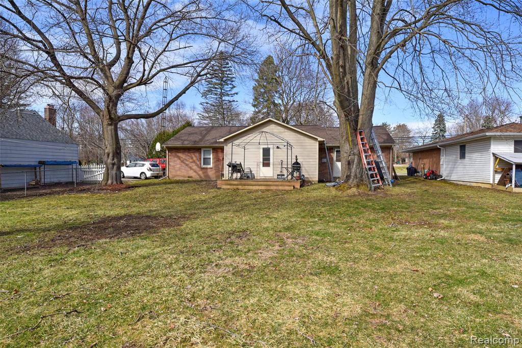 8150 Davison Road, Davison, MI 48423 — Photo 25