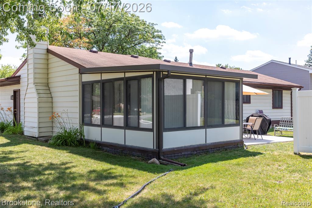 5245 Spinning Wheel Drive, Grand Blanc, MI 48439 — Photo 10