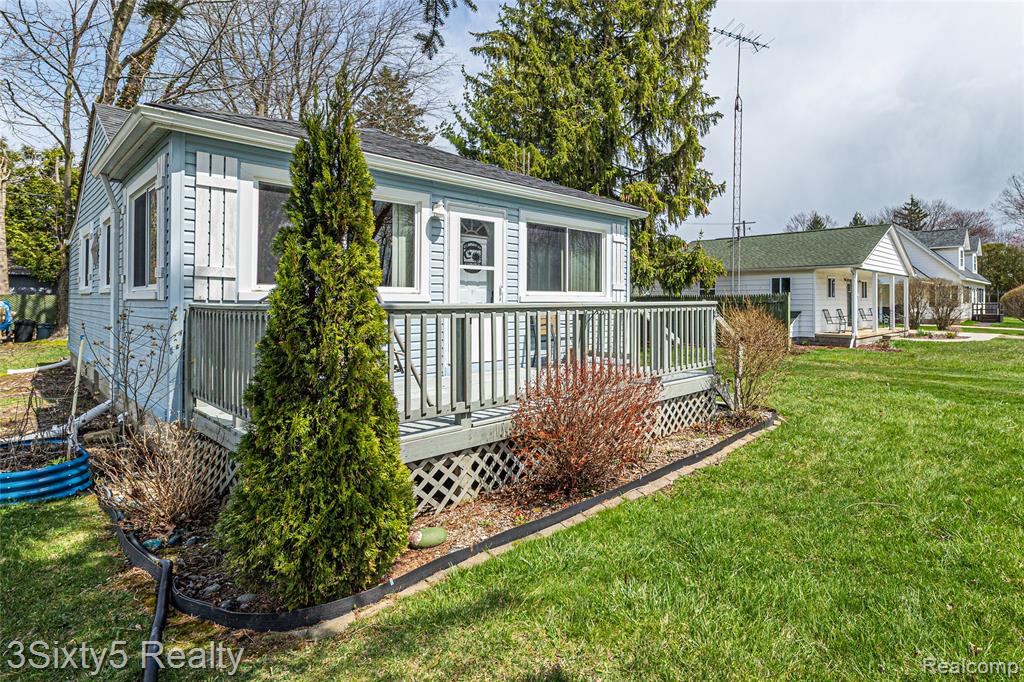 7523 Beechwood, Lexington, MI 48450 — Photo 4