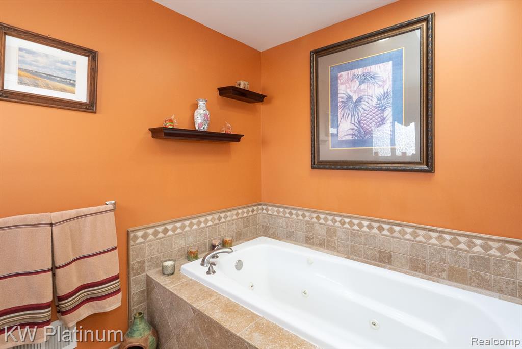 48218 Harbor Drive, Chesterfield, MI 48047 — Photo 45
