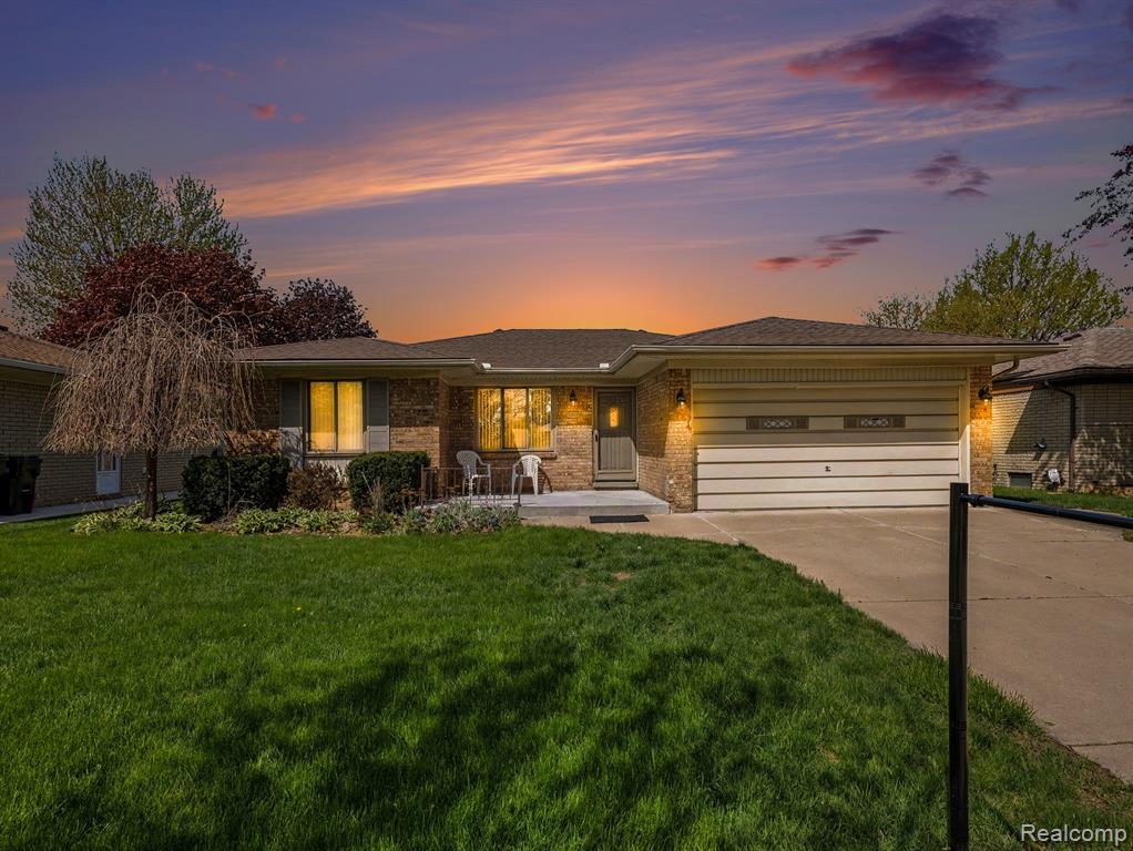 39629 Edgemont Drive, Sterling Heights, MI 48310 — Photo 2