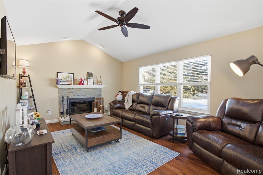 816 Oak Cluster Court, Howell, MI 48855 — Photo 23