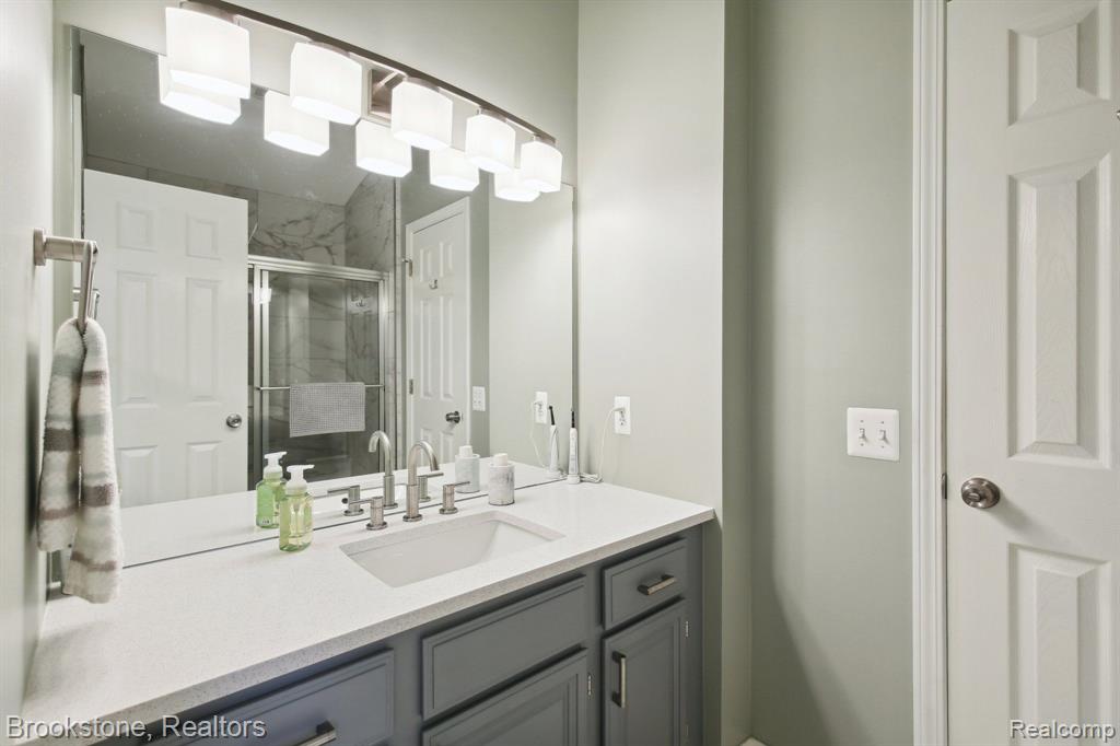 4055 HIGHVIEW, Waterford, MI 48329 — Photo 20