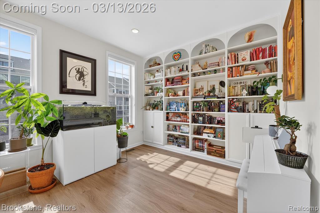 2721 S Spurway Drive, Ann Arbor, MI 48105 — Photo 14