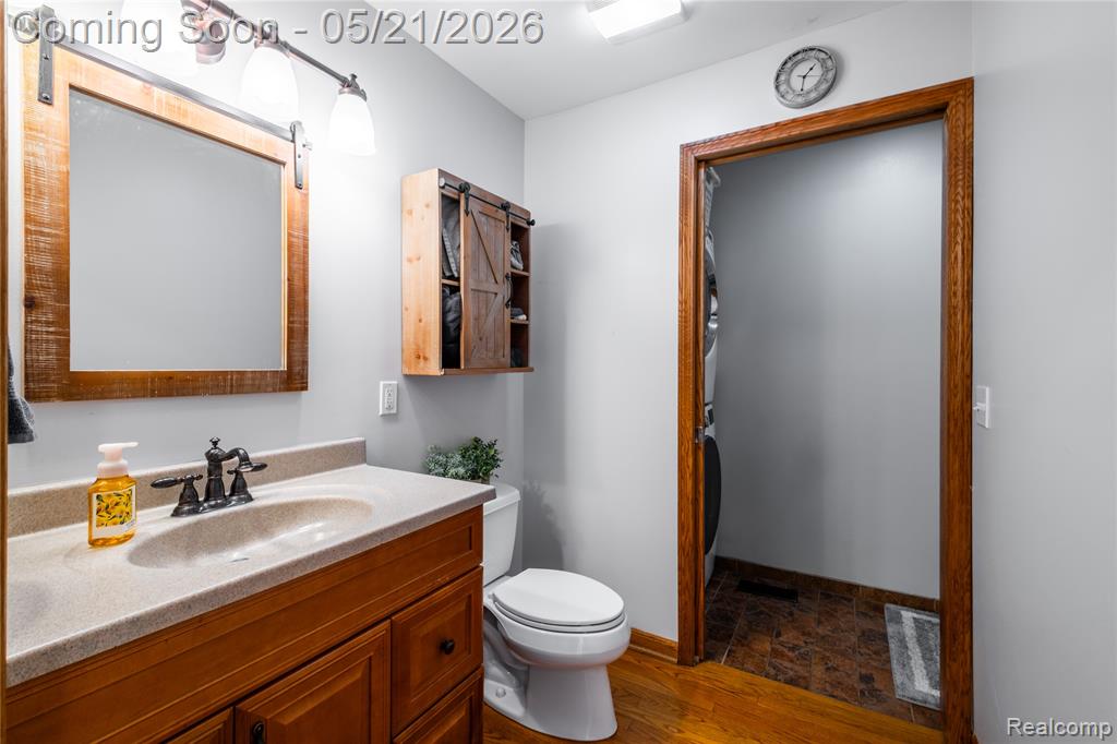 11430 Silver Lake Road, Byron, MI 48418 — Photo 17