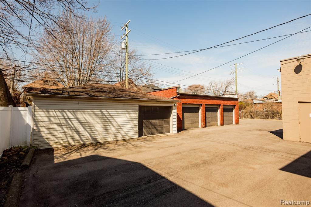 5045 Trumbull Street, Detroit, MI 48208 — Photo 11