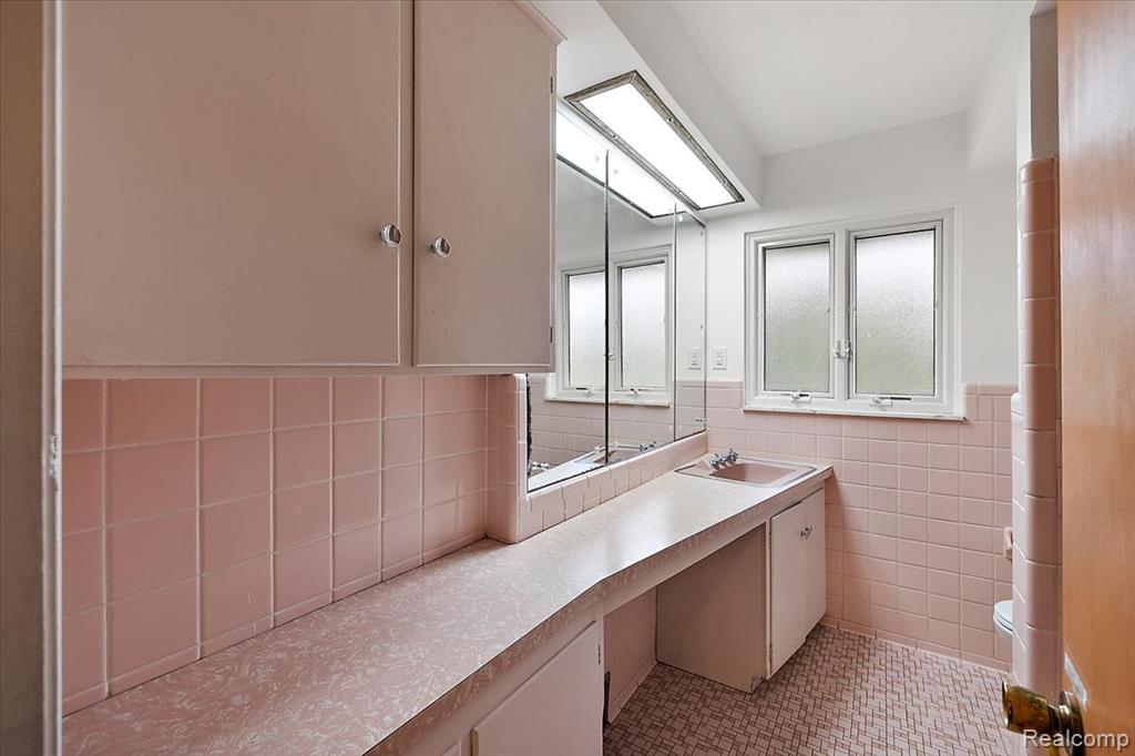 17455 Kinross Avenue, Beverly Hills, MI 48025 — Photo 28