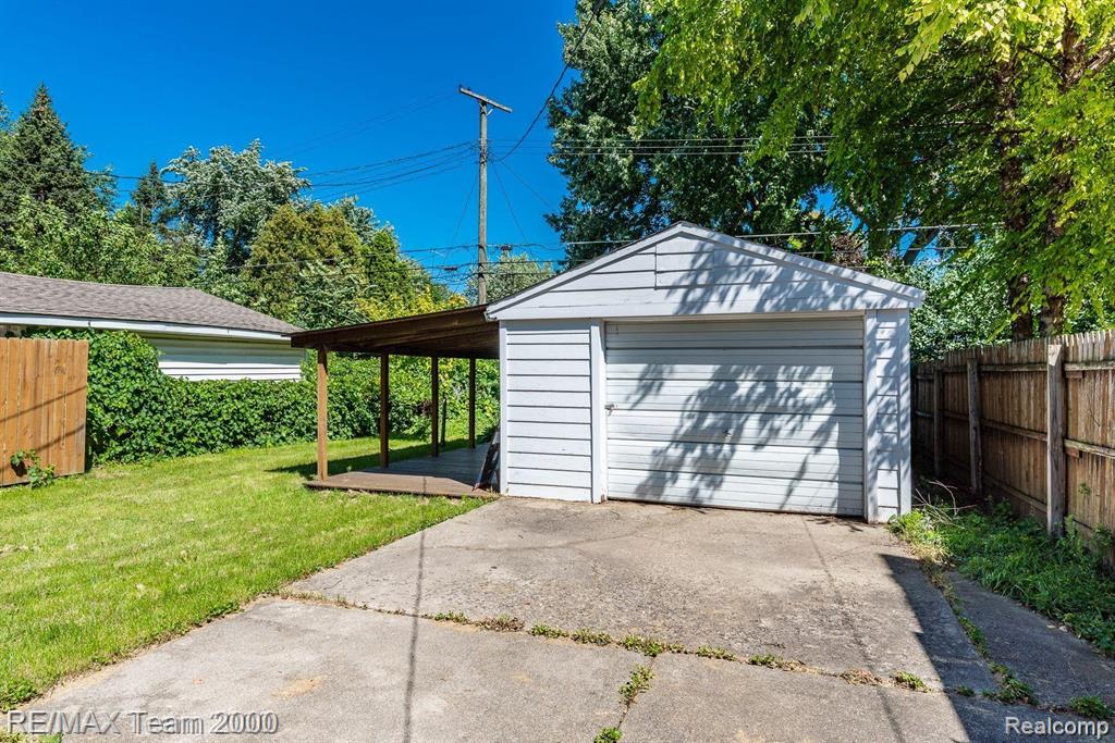 4647 Edgewood Street, Dearborn Heights, MI 48125 — Photo 2