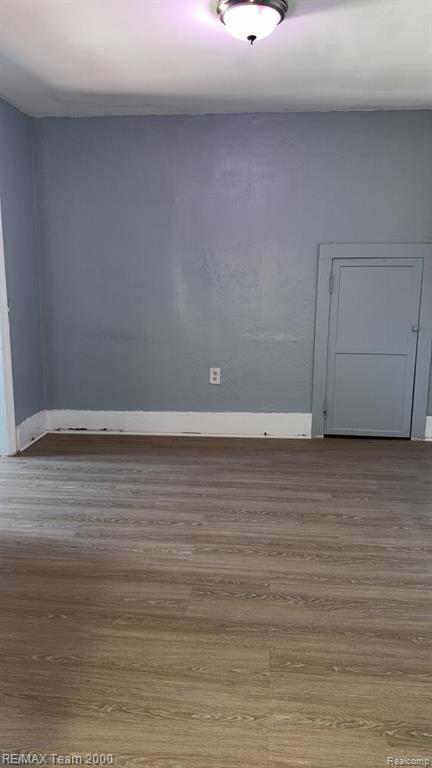 734 Cleophus Parkway, Lincoln Park, MI 48146 — Photo 12