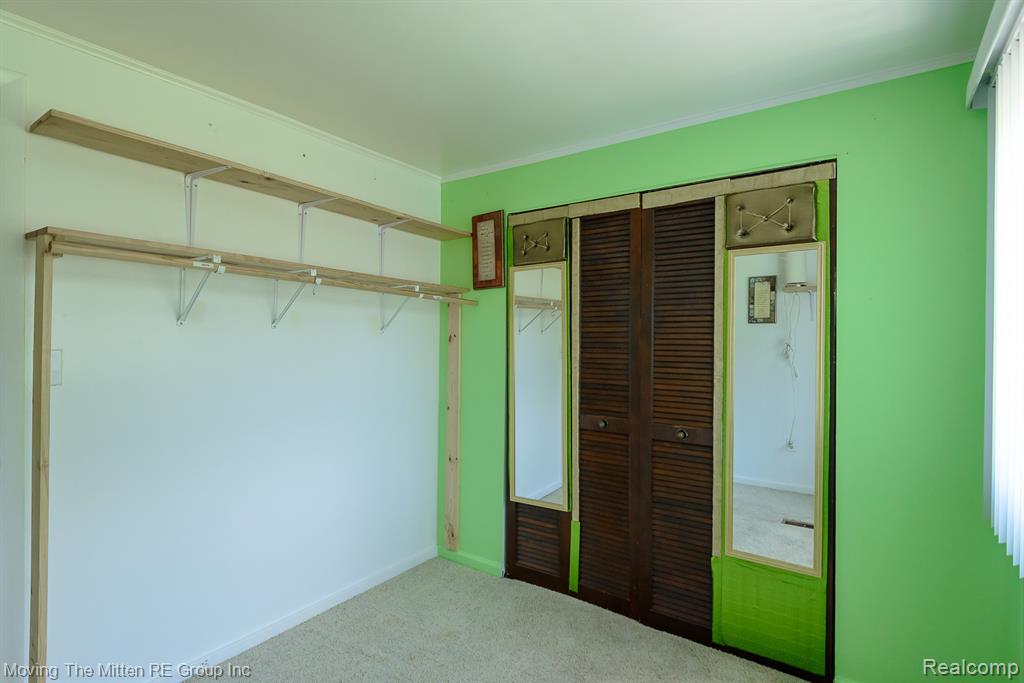 709 Estrada Drive, Belleville, MI 48111 — Photo 14