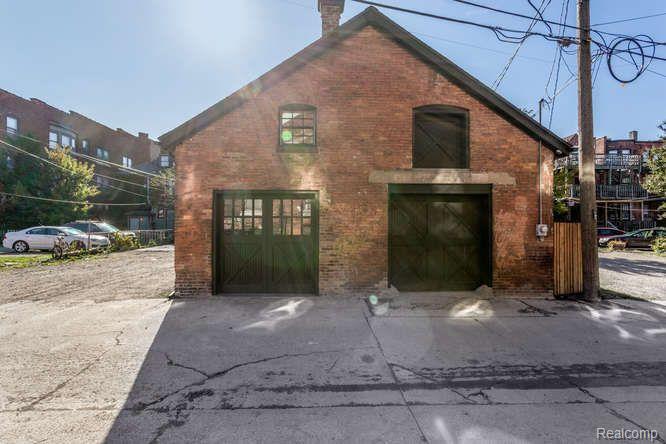 650 W FOREST Avenue, Detroit, MI 48201 — Photo 4