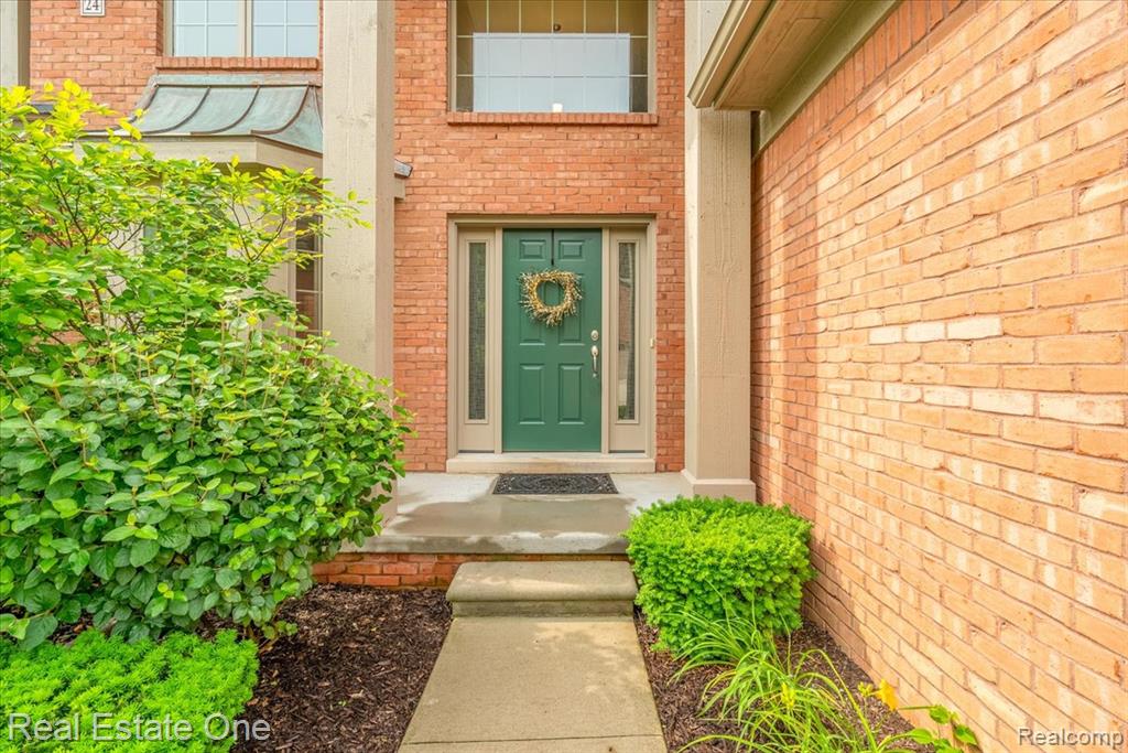 43543 Abbey Circle, Canton, MI 48187 — Photo 10
