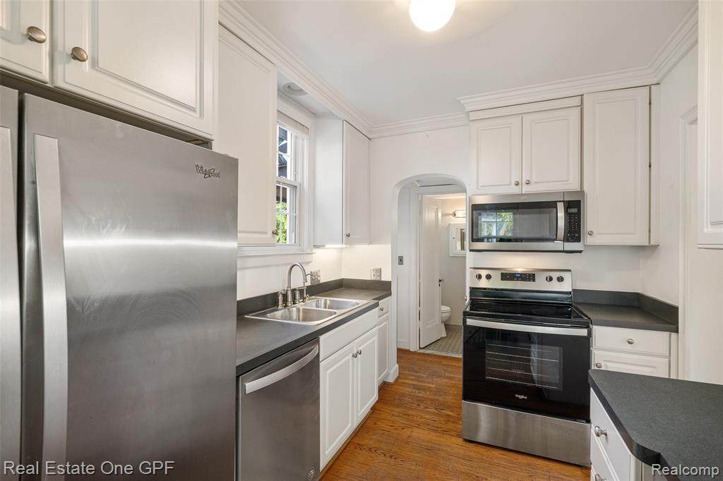 8032 Huntington Road, Huntington Woods, MI — Photo 11