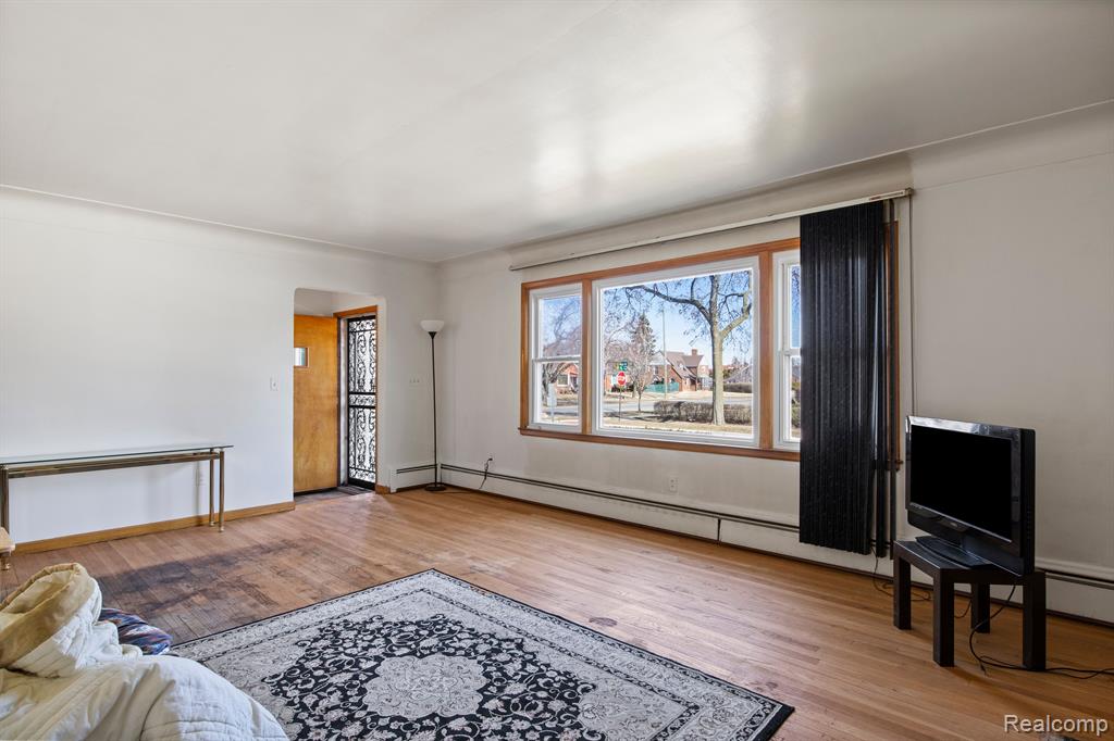 7929 REUTER Street, Dearborn, MI 48126 — Photo 4
