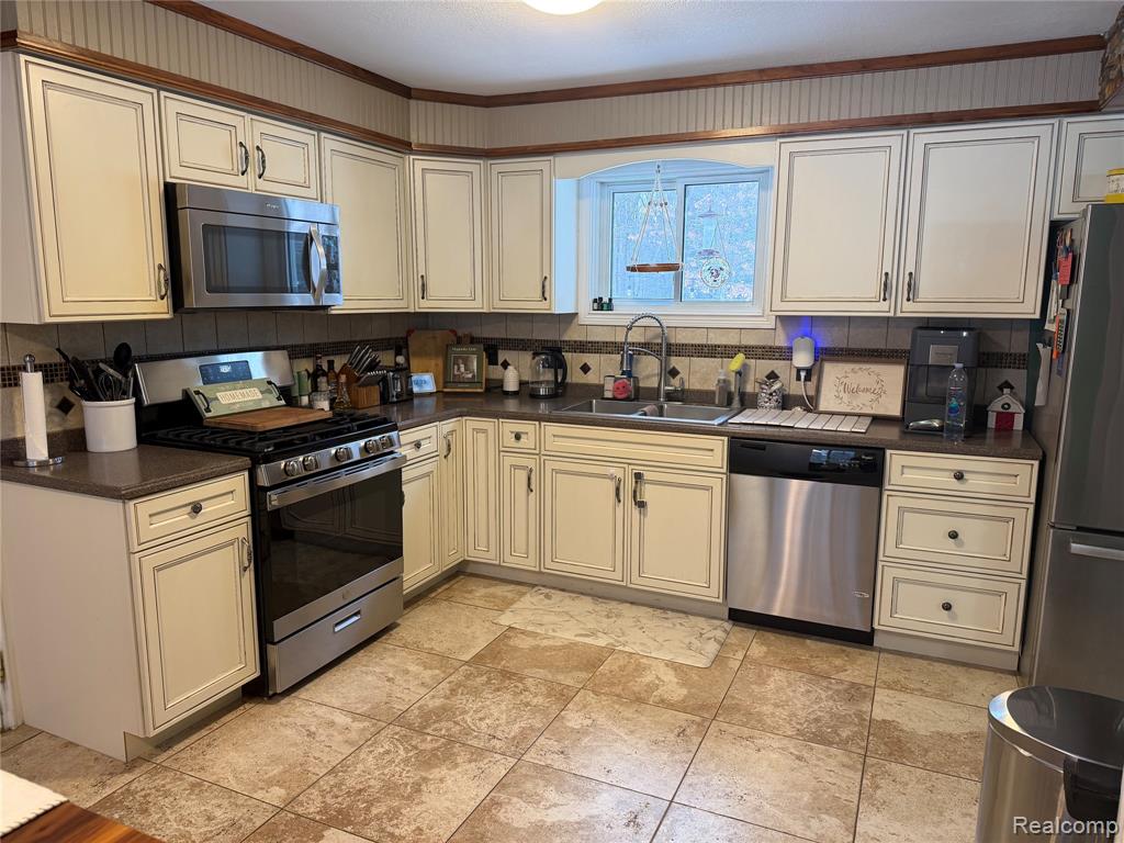 12431 W Townline Road, St. Charles, MI 48655 — Photo 14