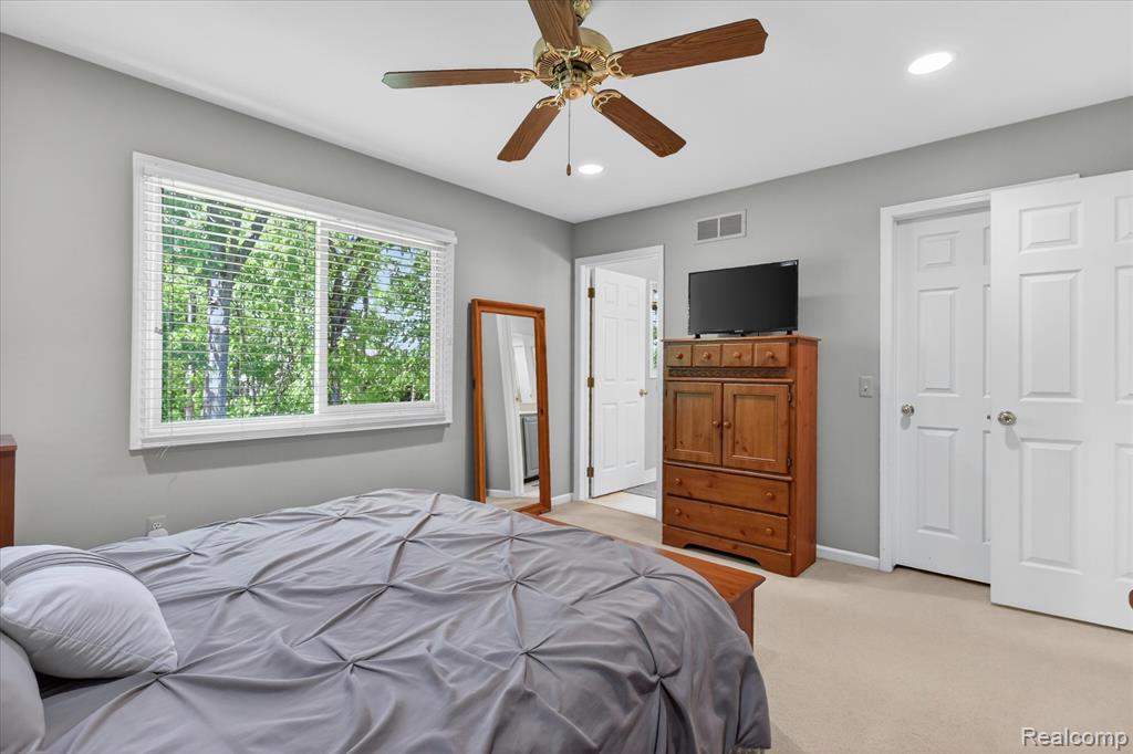 7071 Foxcreek Drive, Canton, MI 48187 — Photo 31