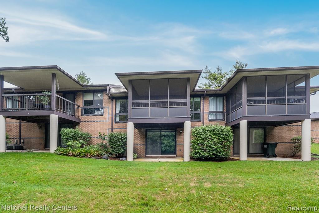 906 Wexford Way, 3, Rochester Hills, MI 48307 — Photo 23