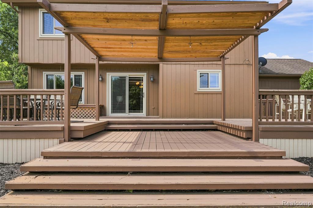 10780 Oxbow Lakeshore Drive, White Lake, MI — Photo 40