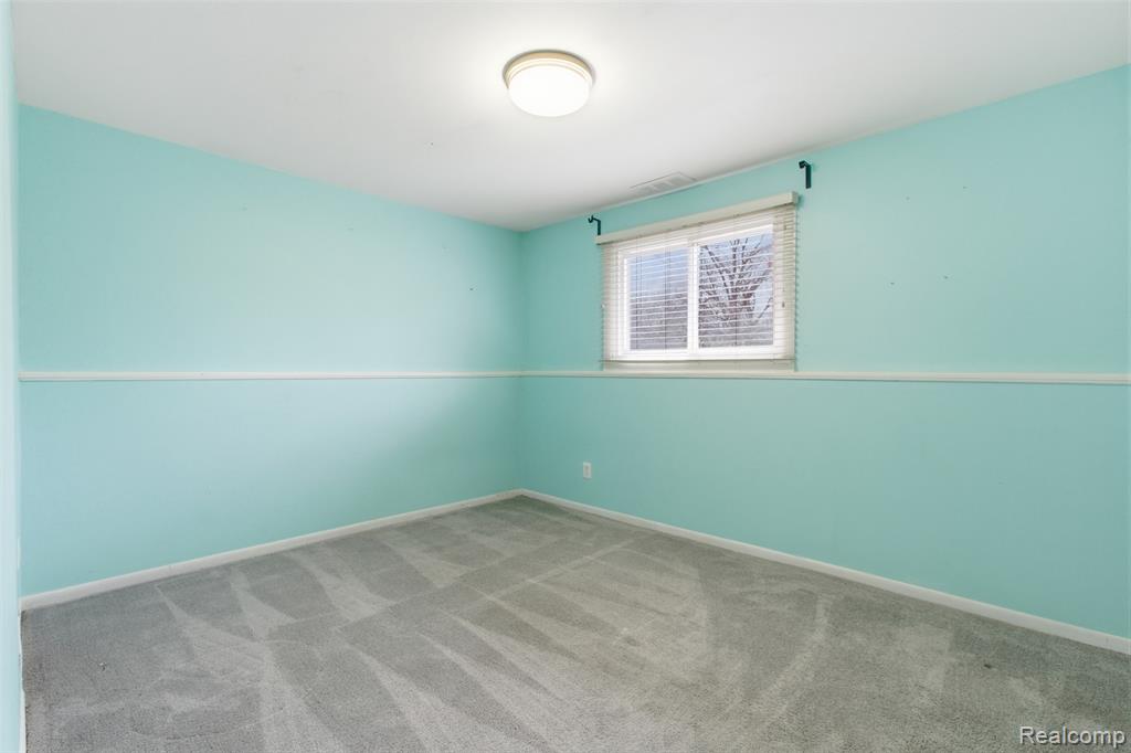 6780 Post Oak Drive, West Bloomfield, MI — Photo 20