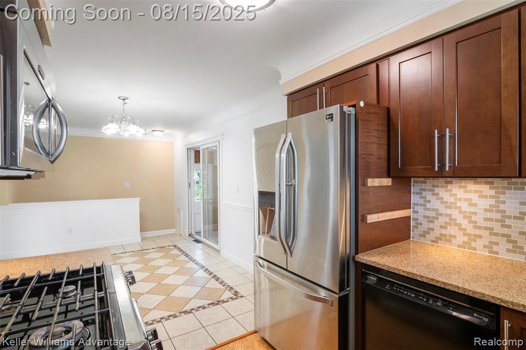 41108 Russet Lane, Plymouth, MI 48170 — Photo 11