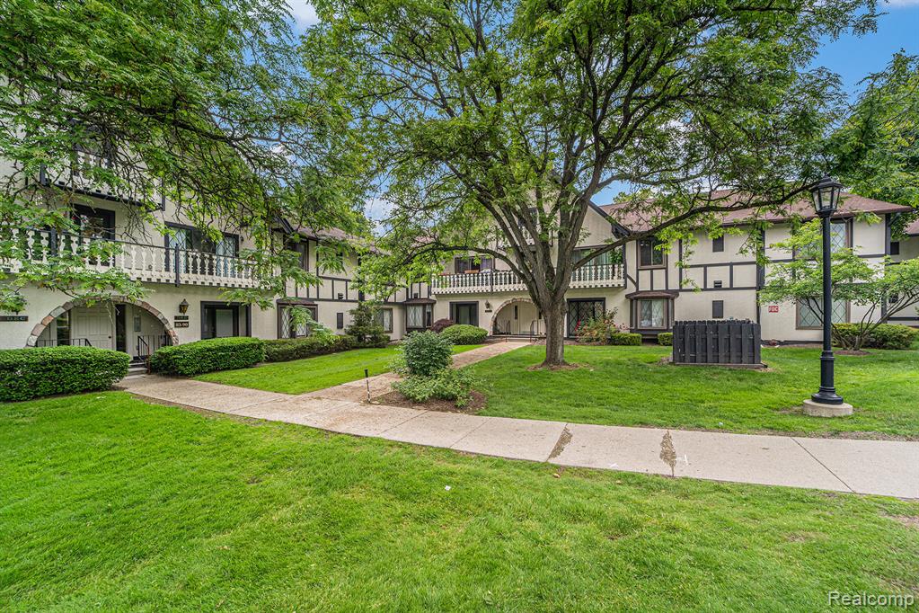 42160 Woodward Avenue, Bloomfield Hills, MI 48304 — Photo 31