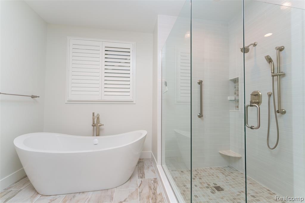 8250 Stoney Creek Drive, South Lyon, MI 48178 — Photo 20