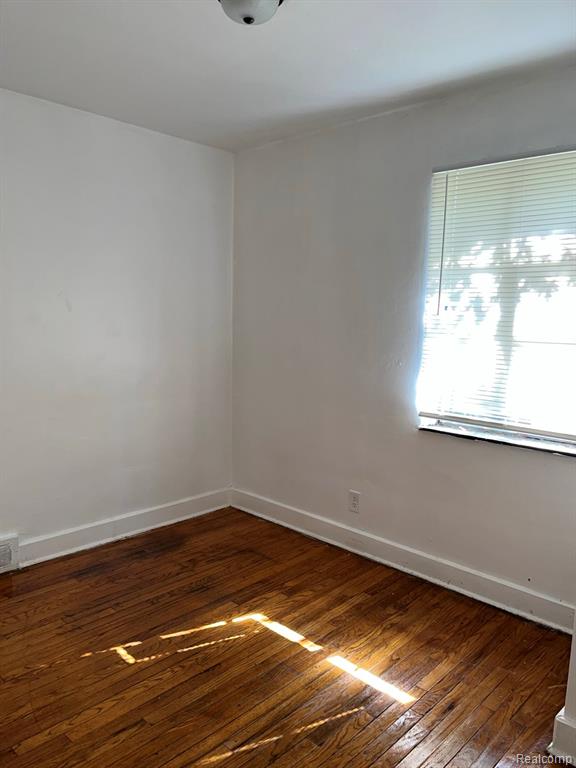 9311 Bedford Street, Detroit, MI 48224 — Photo 7