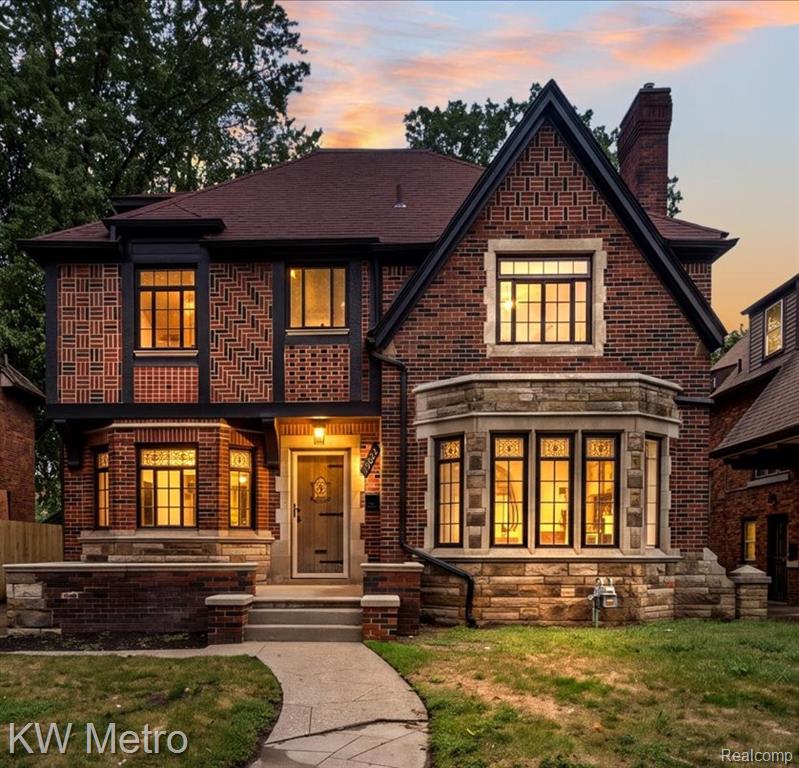 19022 Wildemere Street, Detroit, MI 48221