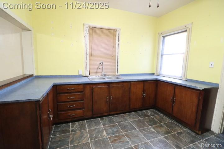 805 N Linn Street, Bay City, MI 48706 — Photo 6