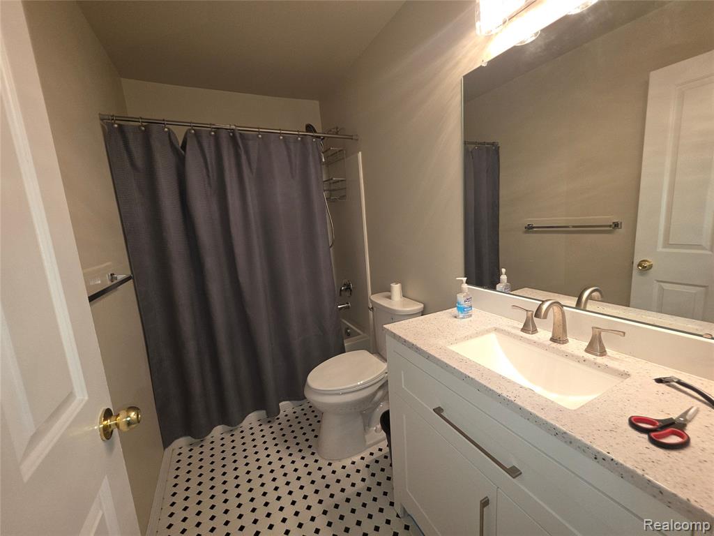 4065 Radcliff Drive, Canton, MI 48188 — Photo 15