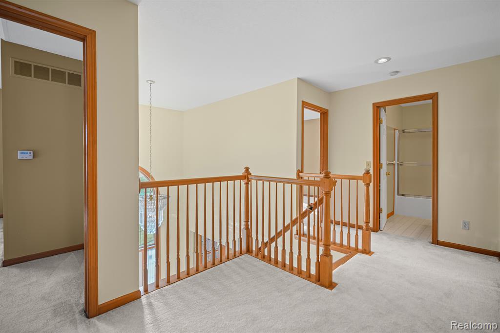 564 CHASSEUR Drive, Grand Blanc, MI 48439 — Photo 29