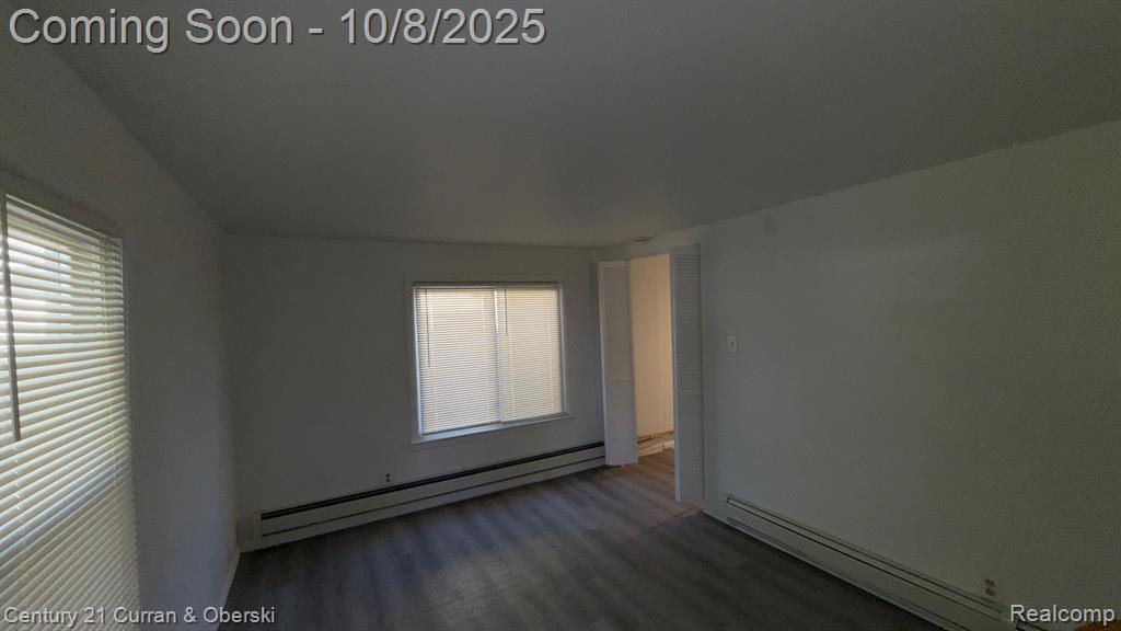 8244 Lenore Street, Dearborn Heights, MI 48127 — Photo 16