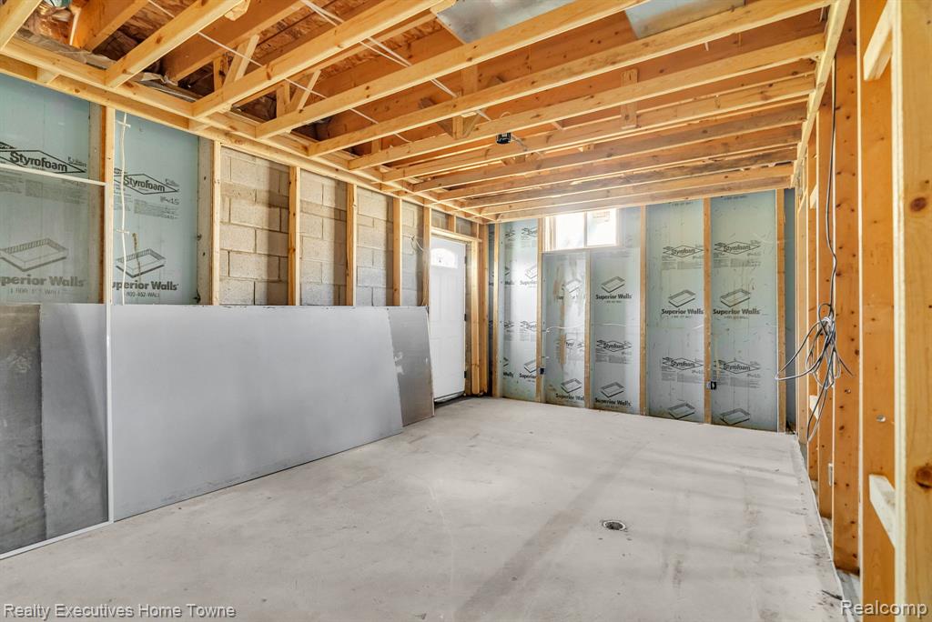 415 Hilton Road, Ferndale, MI 48220 — Photo 28