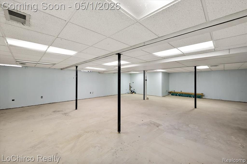 6019 Glen Eagles Drive, West Bloomfield, MI 48323 — Photo 46