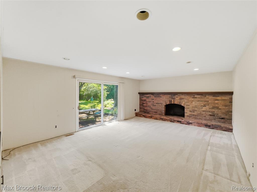 4259 Savoie Trail, West Bloomfield, MI 48323 — Photo 20