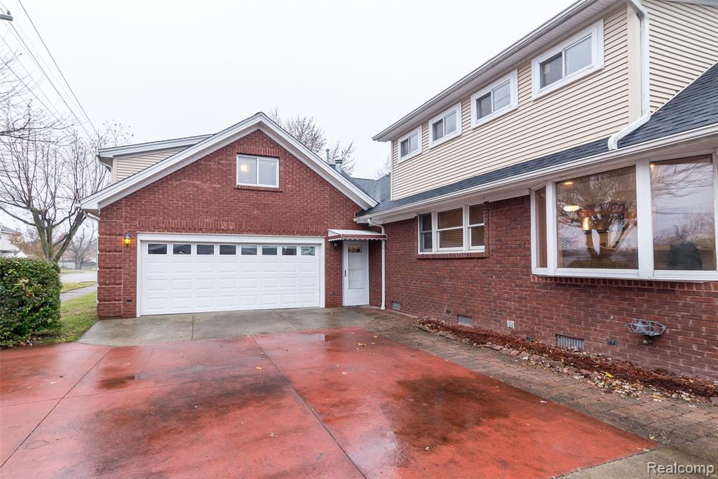 30000 Oakgrove Street, Saint Clair Shores, MI 48082 — Photo 9