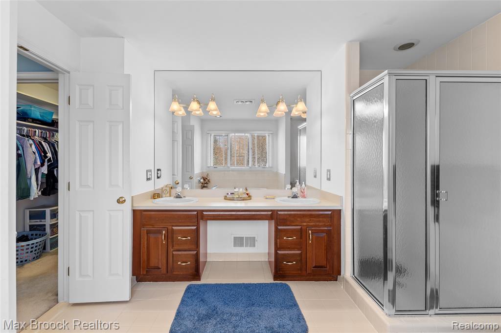 41450 Mission Lane, Novi, MI — Photo 22
