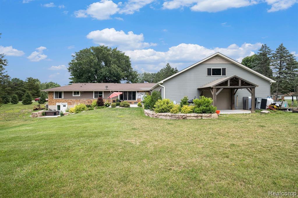 8266 Twilight Lane, Brighton, MI 48116 — Photo 30