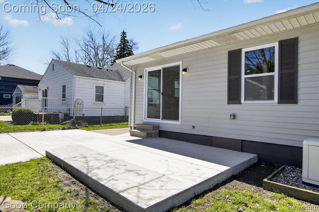 4336 Mandalay Avenue, Royal Oak, MI 48073 — Photo 49