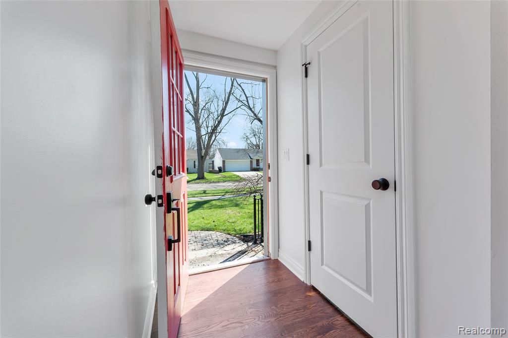 4312 Samoset Road, Royal Oak, MI 48073 — Photo 3