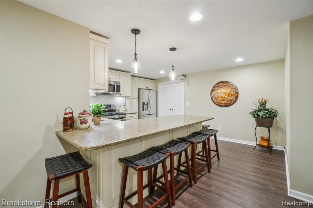 5947 Blackberry Lane, Clarkston, MI 48348 — Photo 46