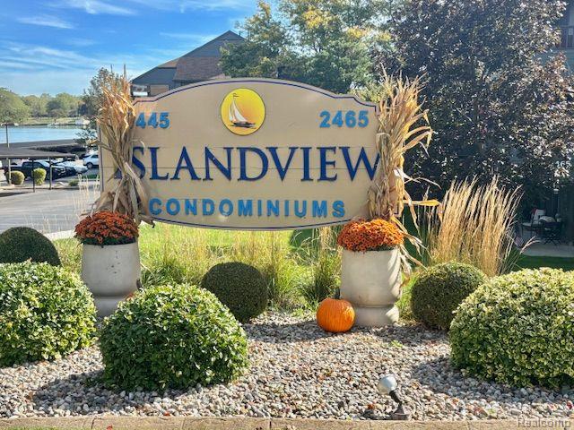 2465 Riverside Drive, 212, Trenton, MI 48183 — front exterior