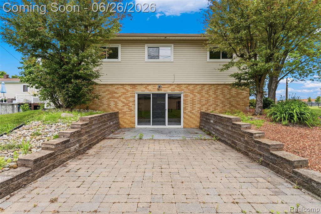 5120 Hillcrest Circle, Flint, MI 48506 — Photo 40