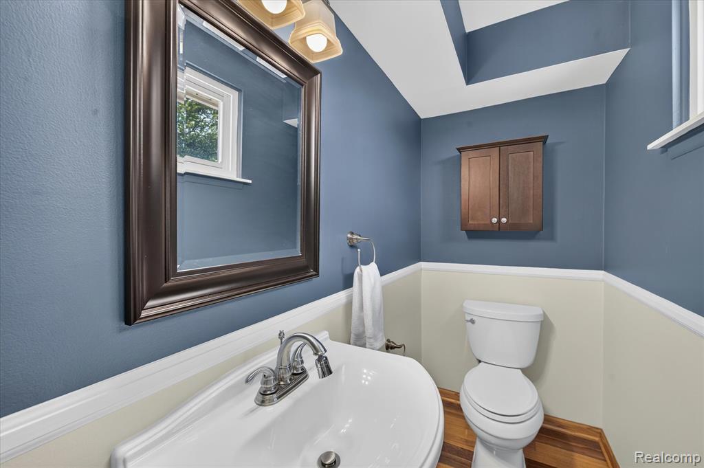 7026 London Court, Canton, MI 48187 — Photo 13